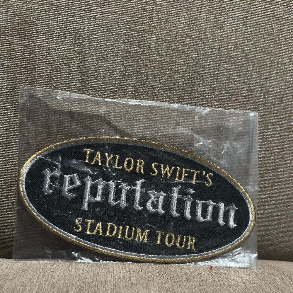 Taylor Swift Reputation Stadium Tour Official Patch. Never opened